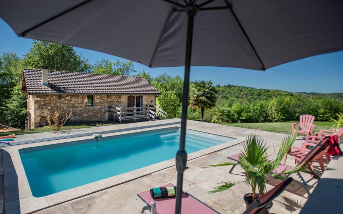 Saint-Cernin-de-lHerm House | 106 m² House ∙ 2 bedrooms ∙ 5 guests