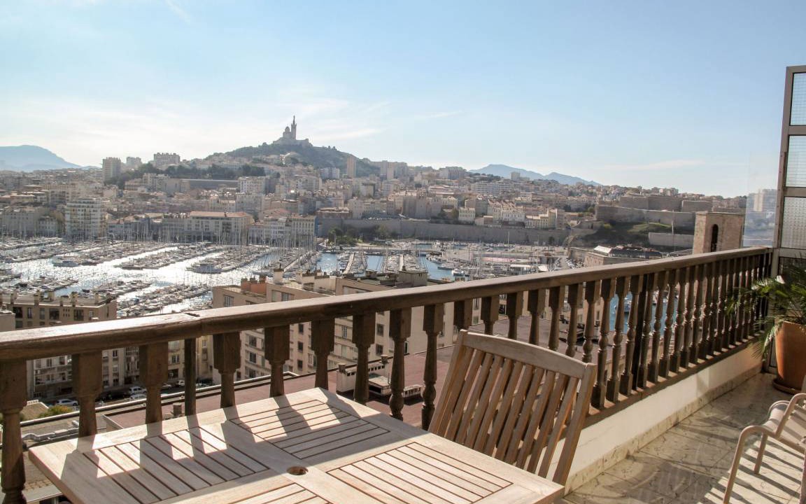 Hotel-de-Ville Apartment | 107 m² Apartment ∙ 2 bedrooms ∙ 4 guests