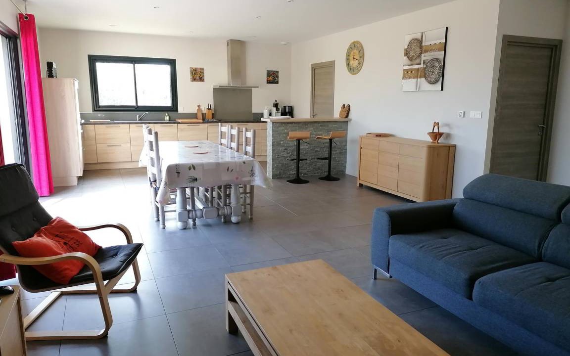 Serignac House | 135 m² House ∙ 4 bedrooms ∙ 9 guests