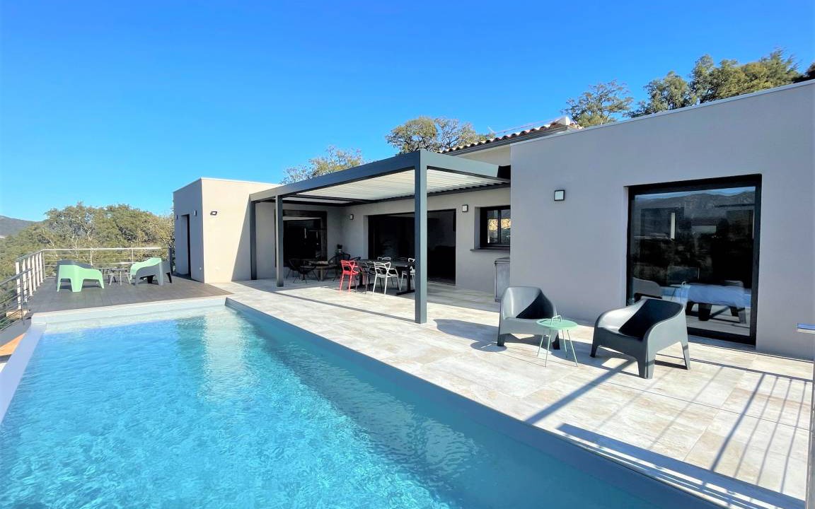 Pinarellu Villa | 135 m² Villa ∙ 4 bedrooms ∙ 8 guests