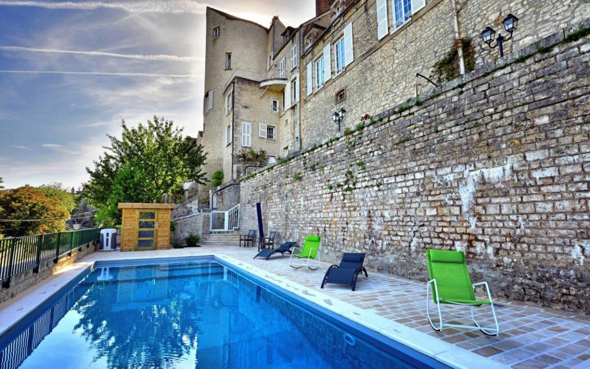 Chateau-Landon House | 170 m² Gîte ∙ 4 bedrooms ∙ 7 guests