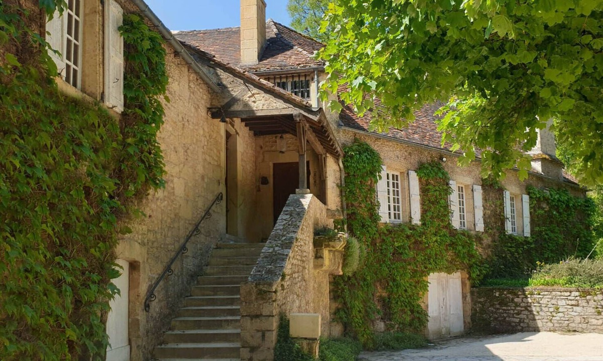 Carsac-Aillac House | 17th-century mill on the Enéa river, 6km from Sarlat. Golden park 2.2 hectares.