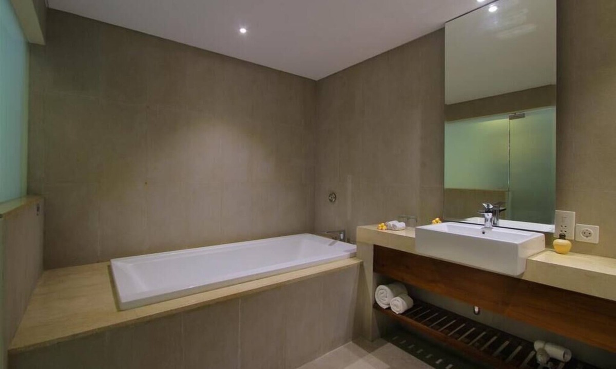 Downtown Kuta Hotel | 20% OFF-Mistery Room Beach View -Kuta Beach Inclusive breakfast for 2 Person.