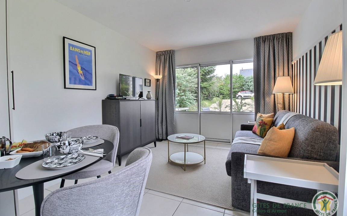 Perros-Guirec House | 21 m² Gîte ∙ 1 bedroom ∙ 2 guests