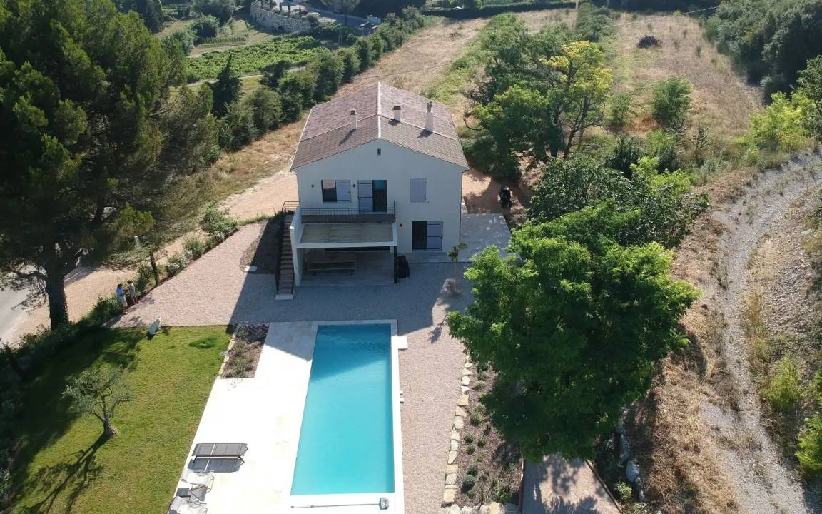 Villedieu House | 275 m² House ∙ 4 bedrooms ∙ 8 guests