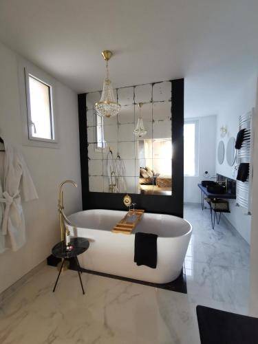 Chateauneuf-sur-Loire Bed & Breakfast | 35 m² Bed and breakfast ∙ 2 guests