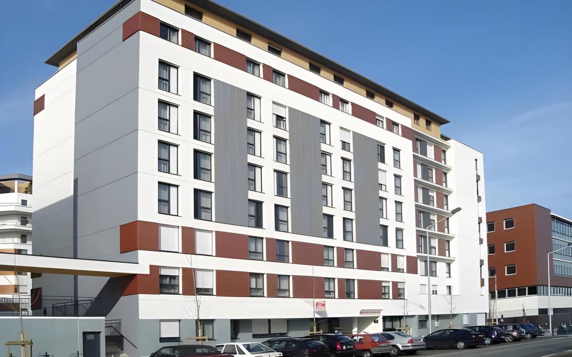 Saint-Serge Apartment | 35 m² Serviced apartment ∙ 127 guests