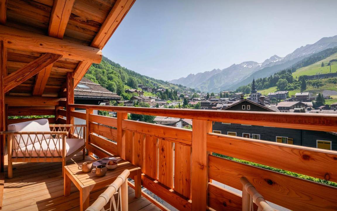 La Clusaz Ski Chalet | 362 m² Chalet ∙ 5 bedrooms ∙ 10 guests