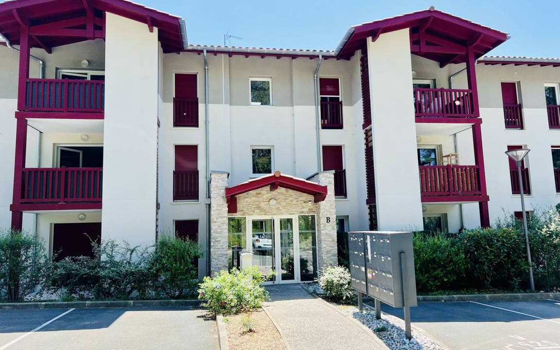 Hasparren Apartment | 38 m² Apartment ∙ 1 bedroom ∙ 4 guests