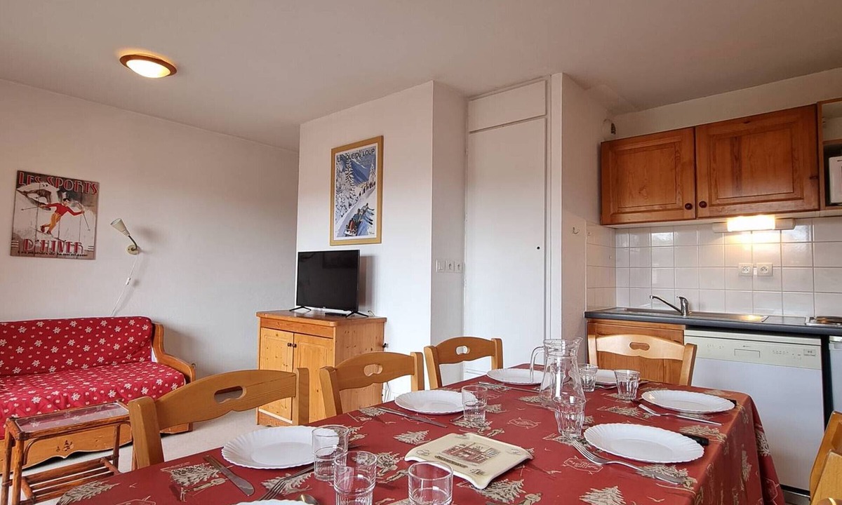 Saint-Etienne-en-Devoluy Apartment | 4-room apartment, 8 ppl, near slopes, parking, ski locker