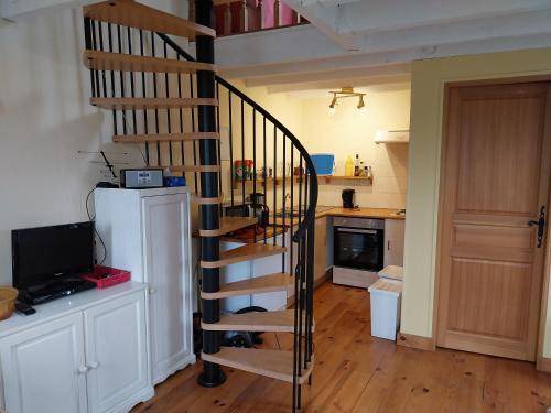 Cesny-Bois-Halbout Apartment | 40 m² Apartment ∙ 2 bedrooms ∙ 3 guests