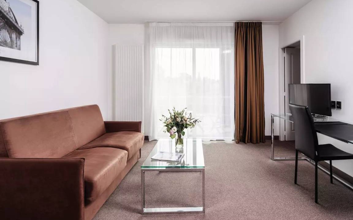 Carquefou Apartment | 40 m² Studio flat ∙ 1 bedroom ∙ 2 guests