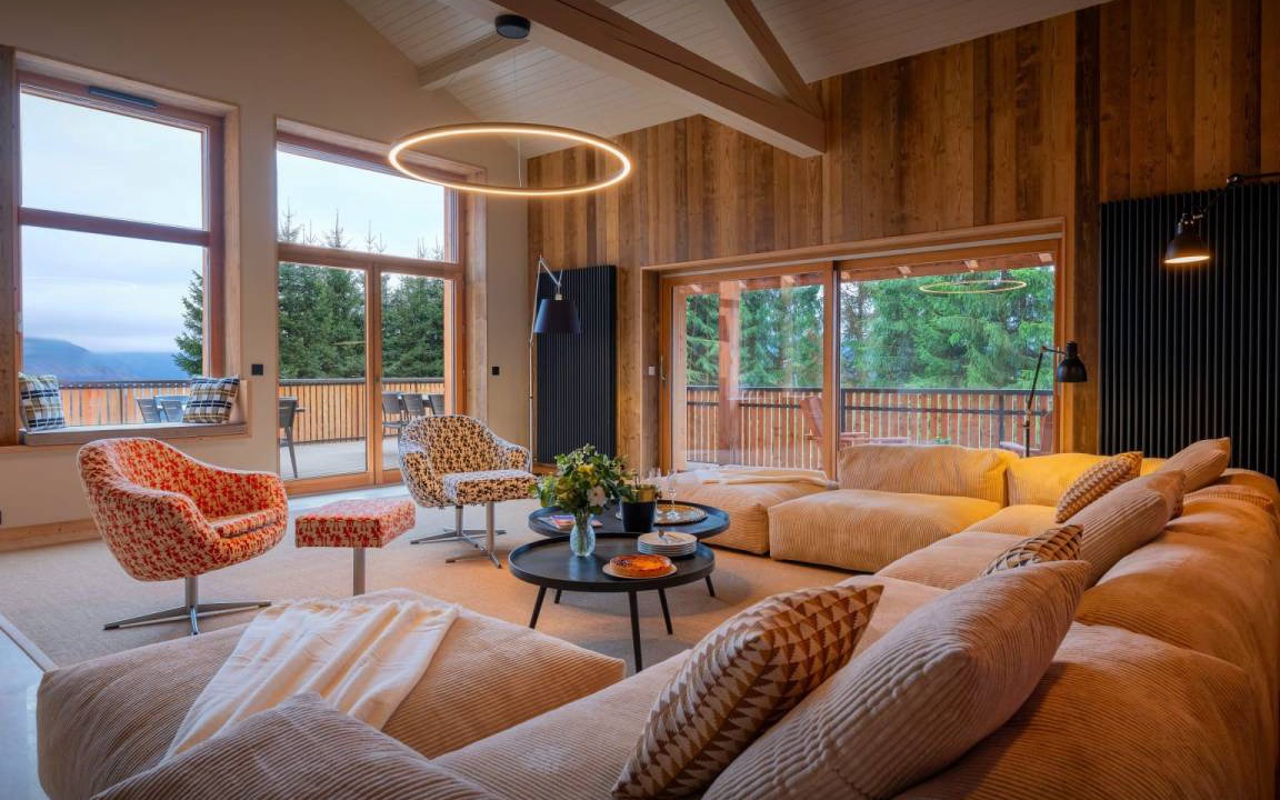 Samoens Ski Chalet | 429 m² Chalet ∙ 7 bedrooms ∙ 15 guests