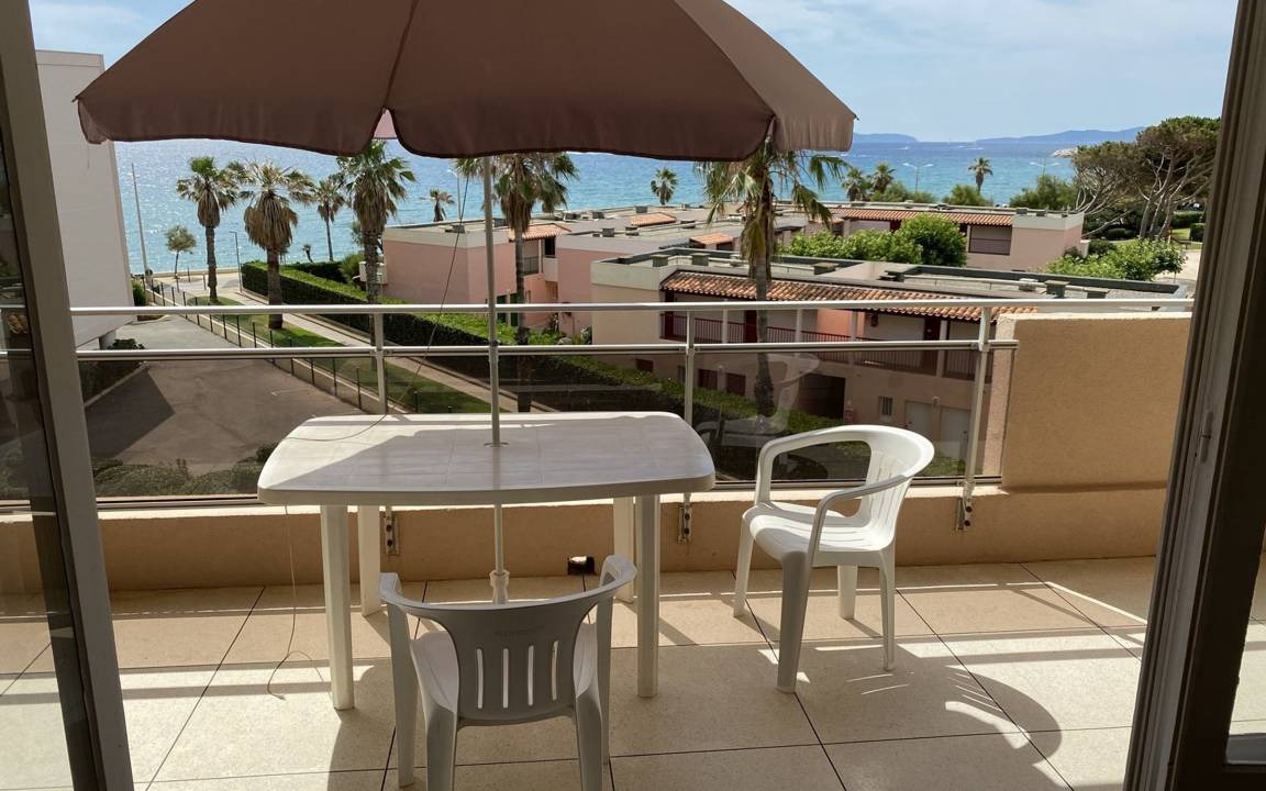 Le Lavandou Apartment | 45 m² Apartment ∙ 1 bedroom ∙ 4 guests