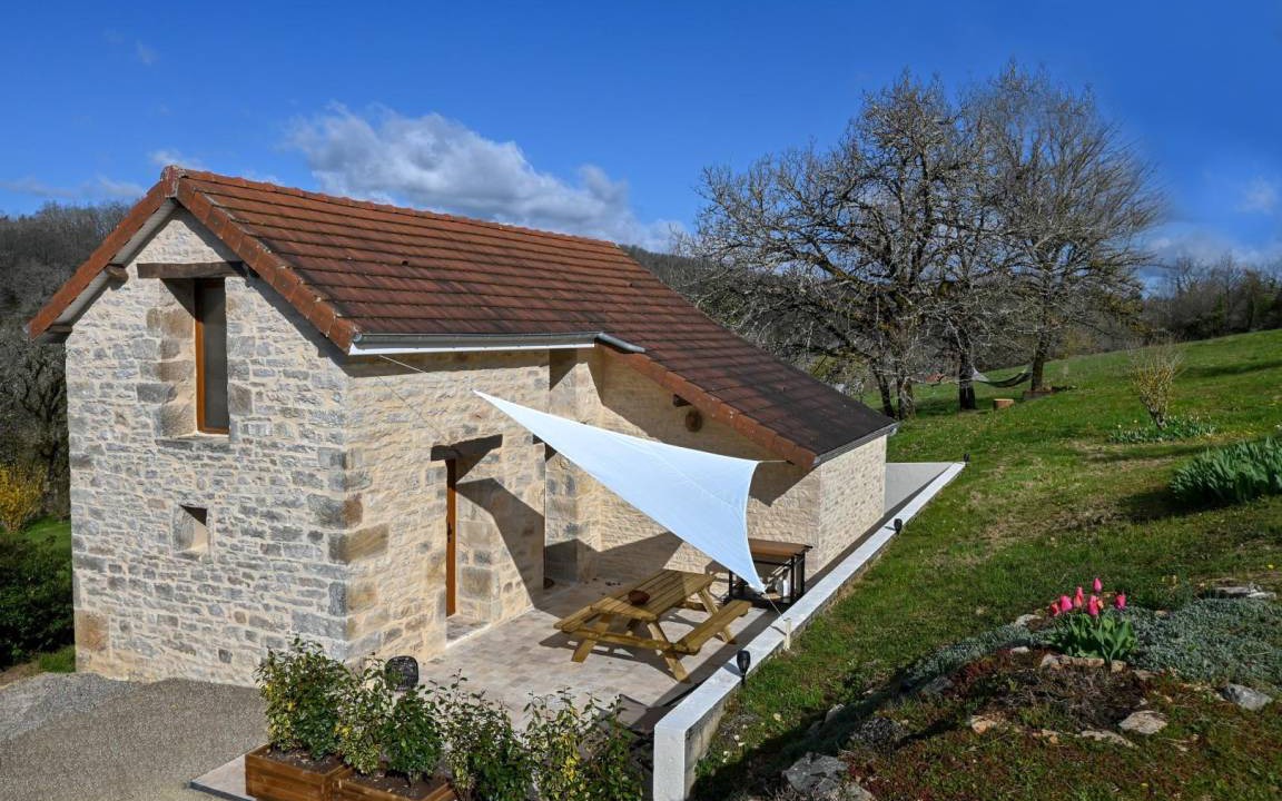 Chasteaux House | 45 m² Gîte ∙ 2 bedrooms ∙ 4 guests