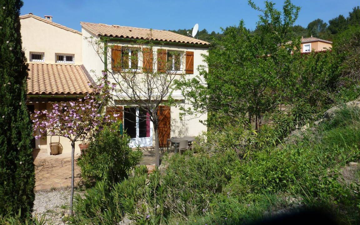 Clermont-l'Herault House | 50 m² Gîte ∙ 2 bedrooms ∙ 4 guests