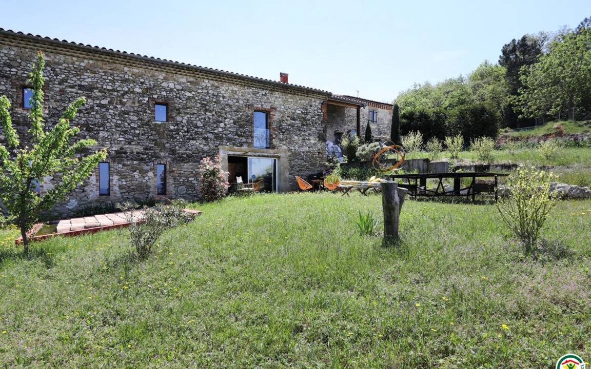 Vaunaveys-la-Rochette House | 52 m² Gîte ∙ 1 bedroom ∙ 2 guests