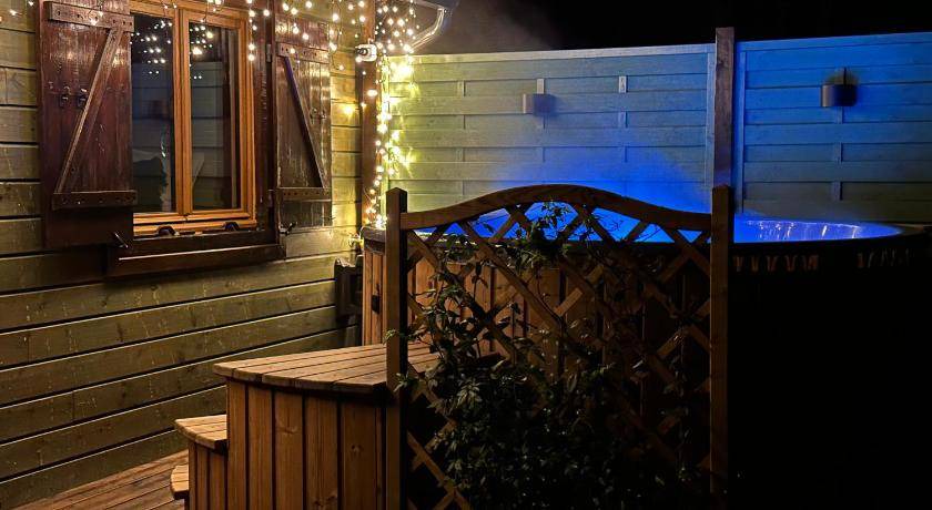 Gouvieux Ski Chalet | 53 m² Chalet ∙ 2 bedrooms ∙ 4 guests