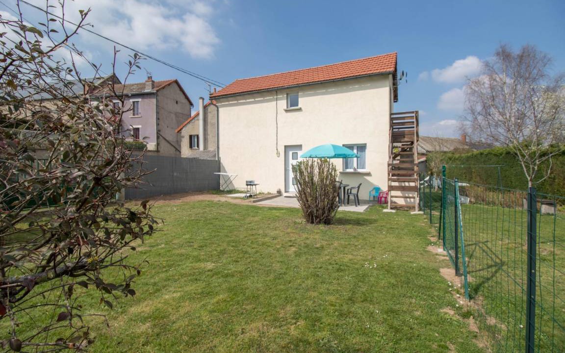 Vitrac House | 55 m² Gîte ∙ 2 bedrooms ∙ 4 guests