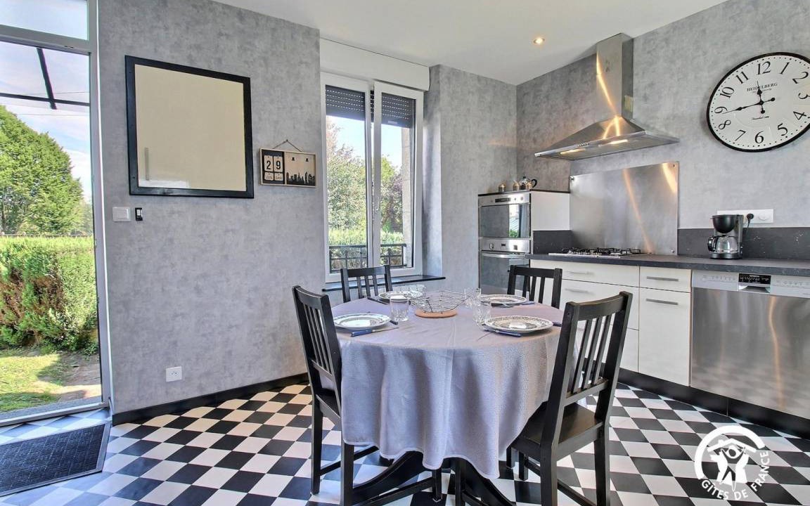 Pontivy House | 60 m² Gîte ∙ 2 bedrooms ∙ 4 guests