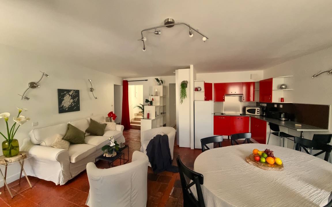 Bayeux Apartment | 66 m² Apartment ∙ 2 bedrooms ∙ 6 guests