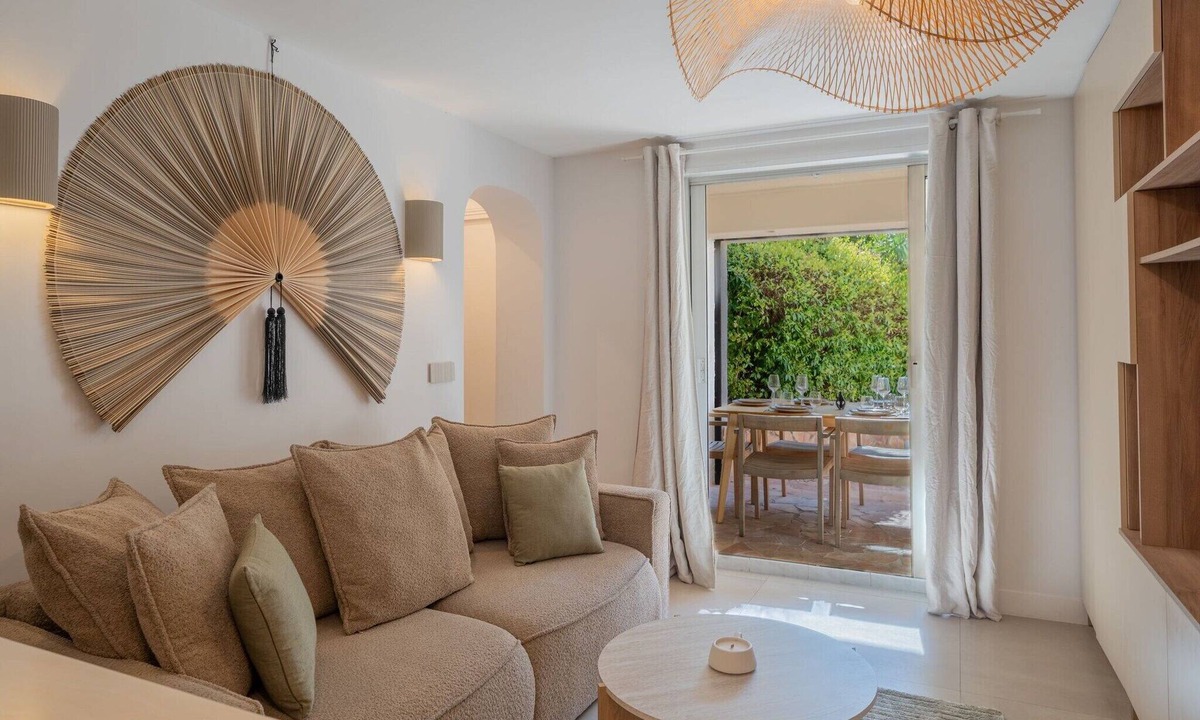 Saint-Tropez City Centre Apartment | 6P apartment in a Citadelle/POOL - Saint-Tropez