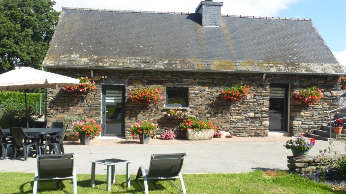 Laniscat House | 73 m² Gîte ∙ 2 bedrooms ∙ 4 guests