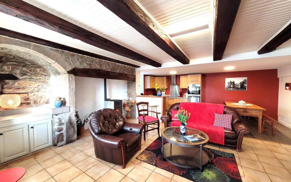 Bort-les-Orgues House | 75 m² Gîte ∙ 2 bedrooms ∙ 4 guests
