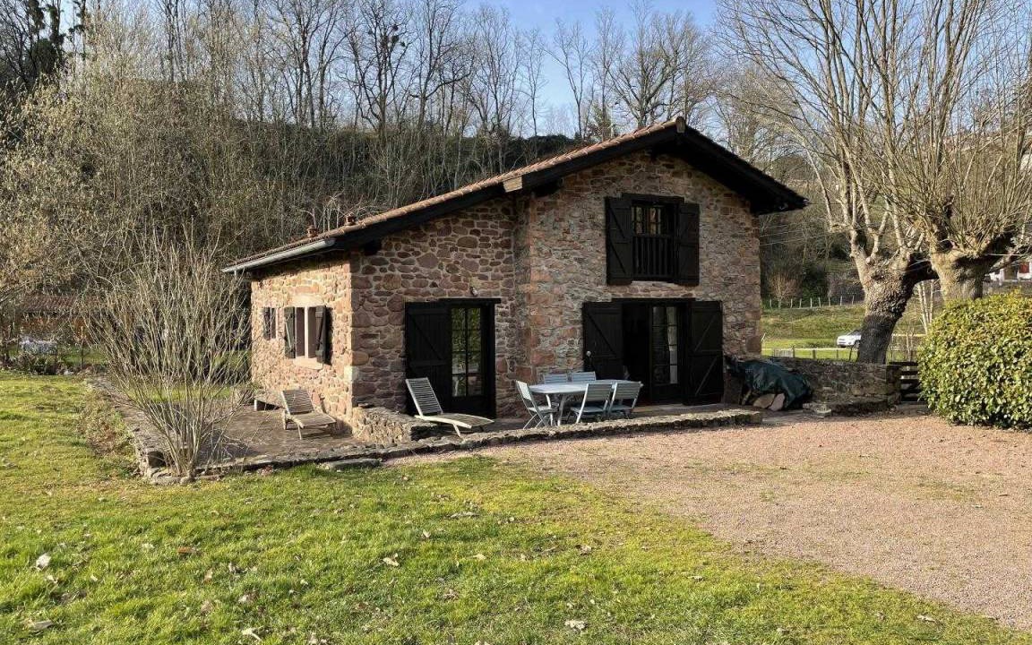 Bidarray House | 76 m² Gîte ∙ 2 bedrooms ∙ 4 guests