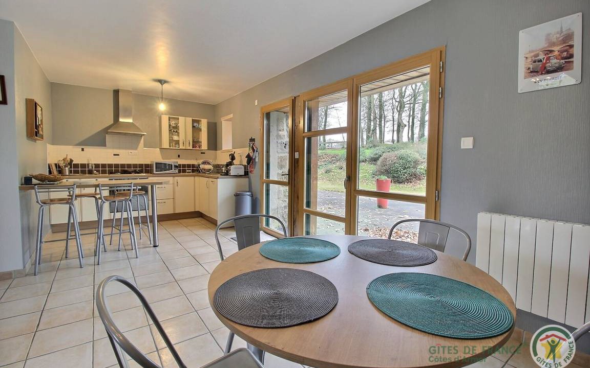 Cohiniac House | 76 m² Gîte ∙ 2 bedrooms ∙ 4 guests