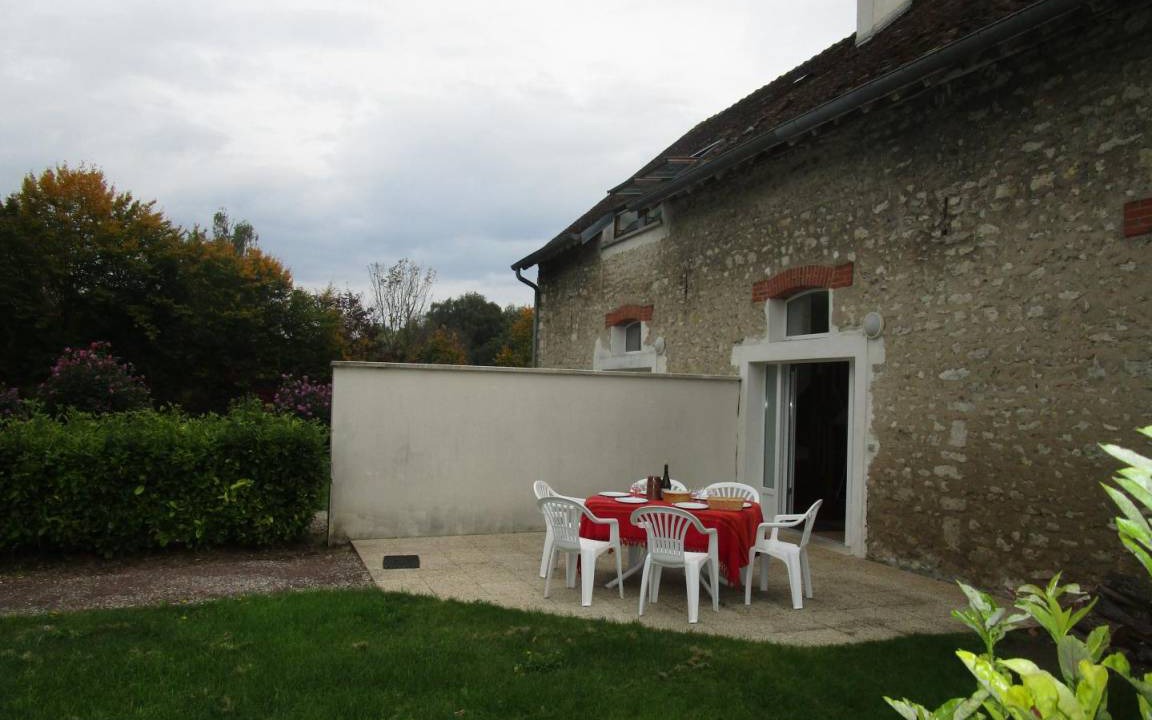 La Madeleine-sur-Loing House | 80 m² Gîte ∙ 3 bedrooms ∙ 6 guests