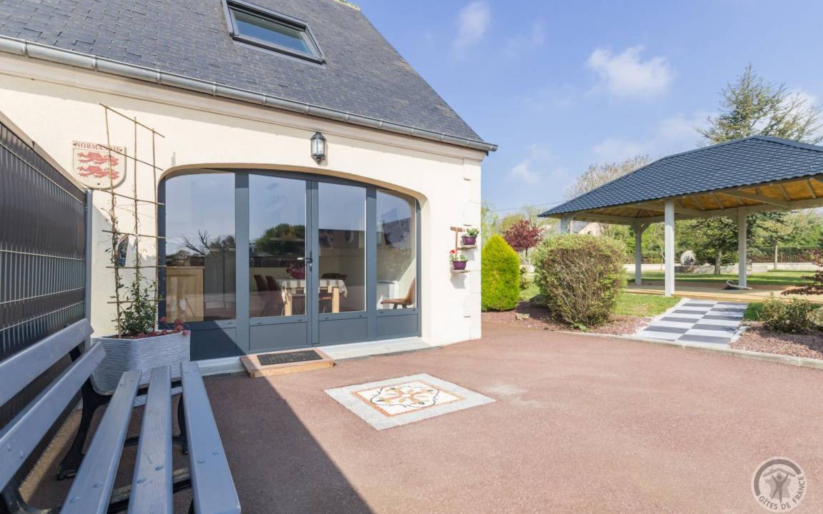 Saint-Floxel House | 80 m² Gîte ∙ 3 bedrooms ∙ 6 guests