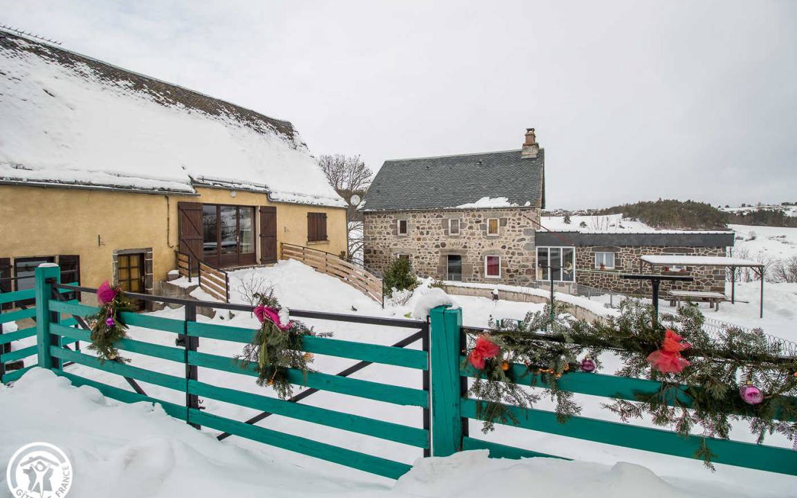 Saint-Nectaire House | 82 m² Gîte ∙ 3 bedrooms ∙ 6 guests