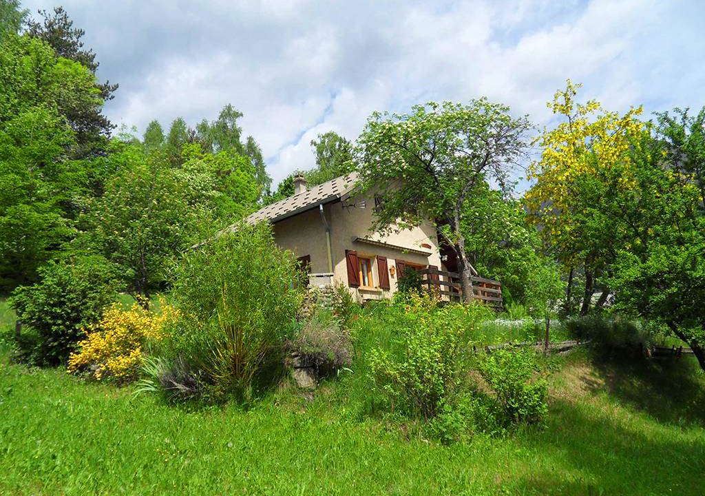 Villars-Colmars House | 85 m² Gîte ∙ 3 bedrooms ∙ 6 guests