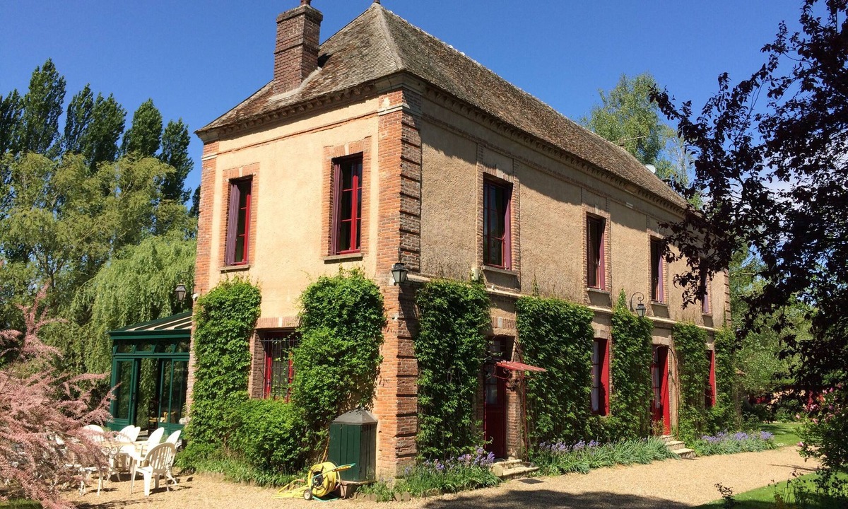 Hecourt House | A Norman riverside haven of peace, less than 1 hour from Paris