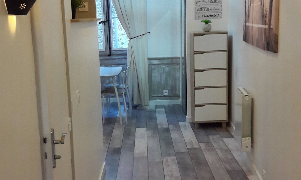 Vannes Apartment | Apartment 35M² intra muros Center 100 meters from the Port