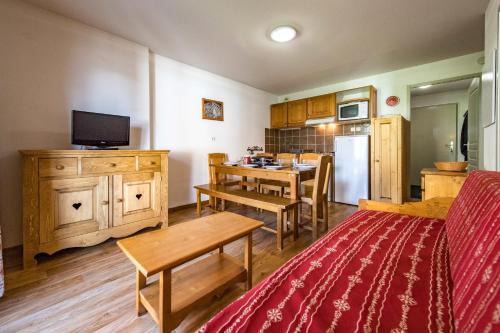 Albiez-le-Vieux Apartment | Apartment for 6 to 8 people in Albiez