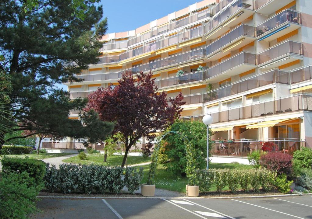 Vaux-sur-Mer Apartment | Apartment Les Trois Mousquetaires by Interhome