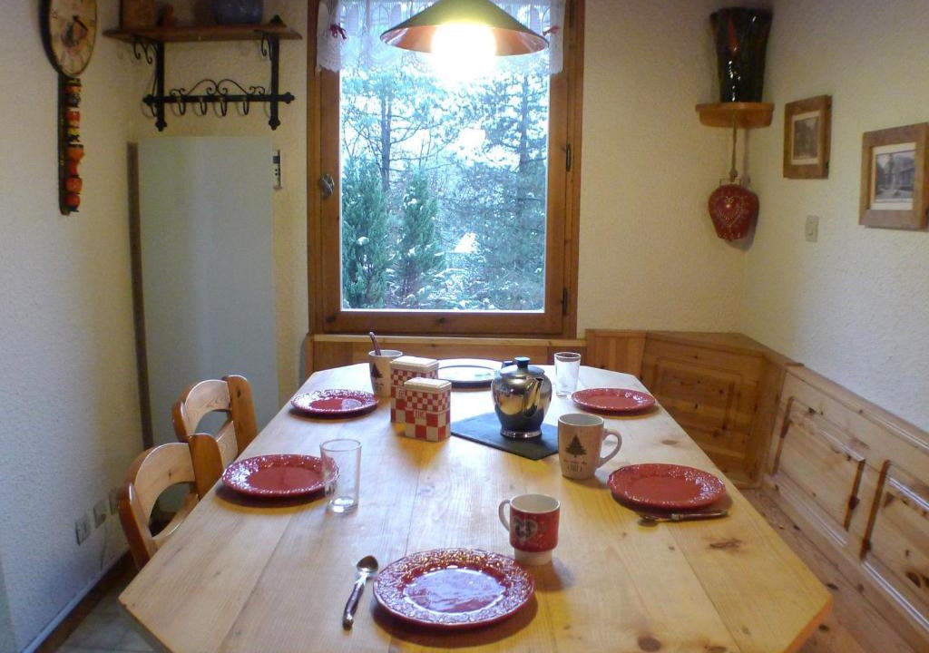 Samoens Apartment | Appartement 2 pièces avec mezzanine, balcon et parking près centre Samoëns - FR-1-629-135