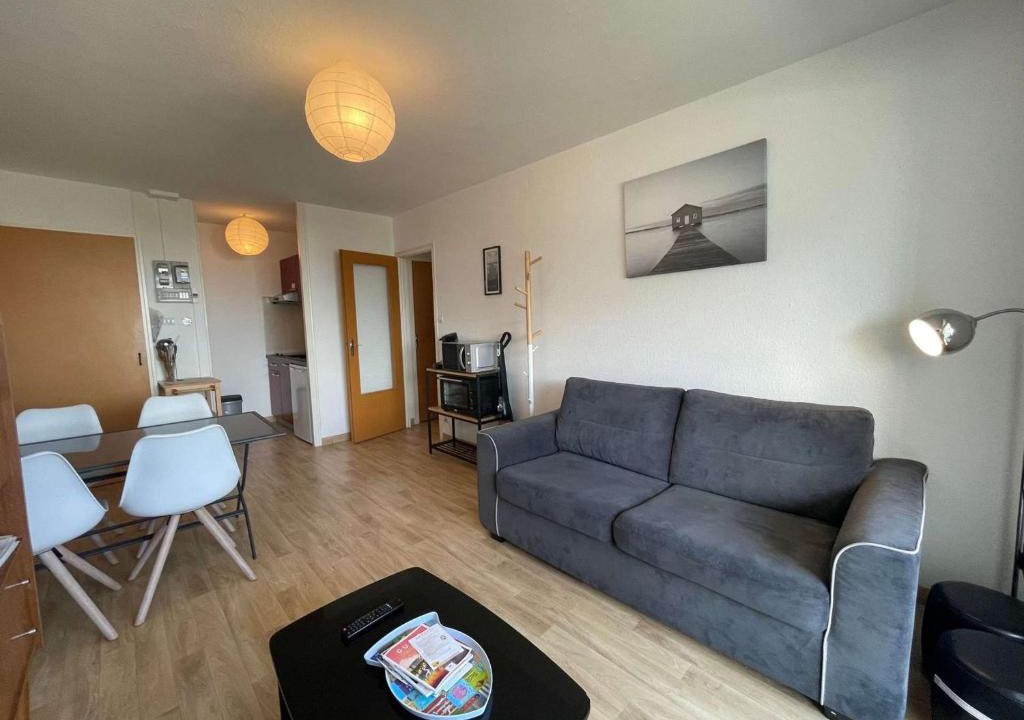 Saint-Hilaire-de-Riez Apartment | Appartement Saint-Hilaire-de-Riez, 2 pièces, 4 personnes - FR-1-224C-14
