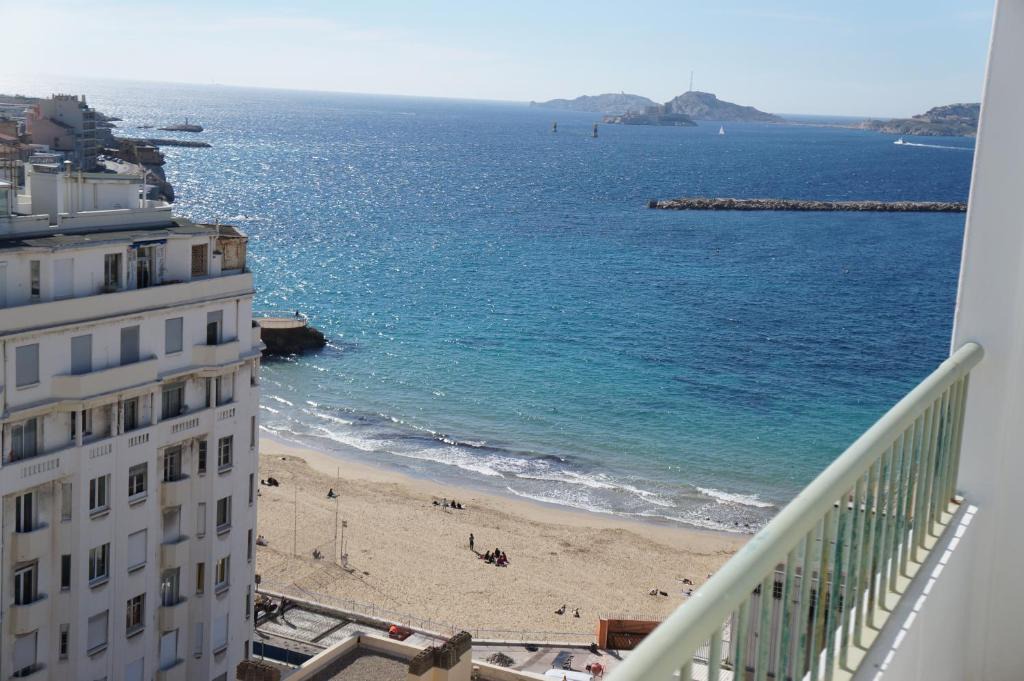 Catalans | Le Pharo