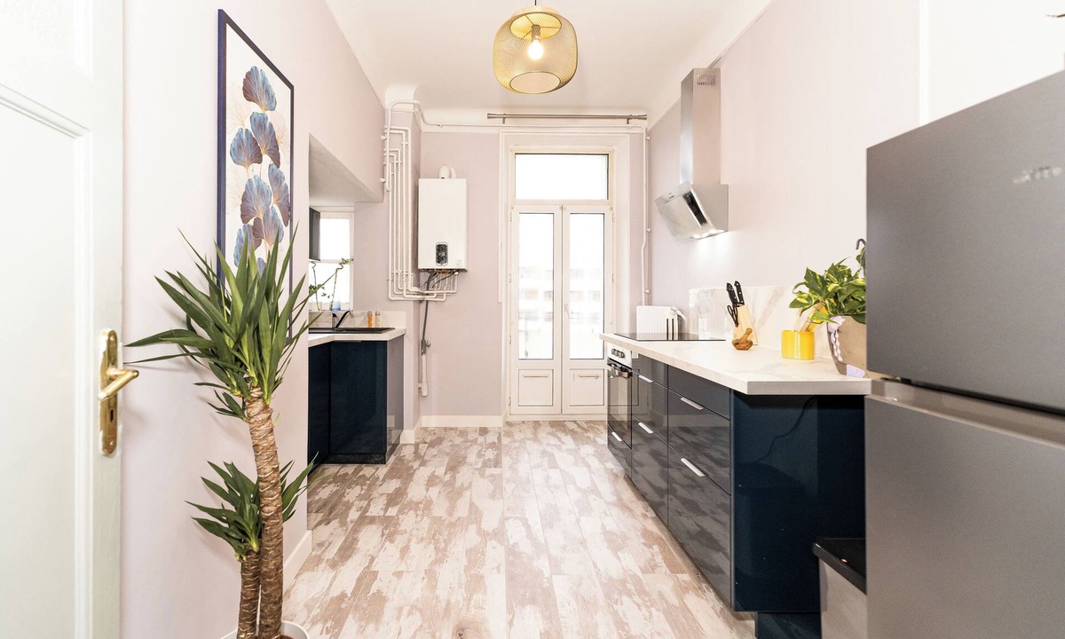 Sablon Apartment | Audace - Secteur Gare-pompidou-nouvelle Ville - Garage Privé - 2 à 4 Personnes