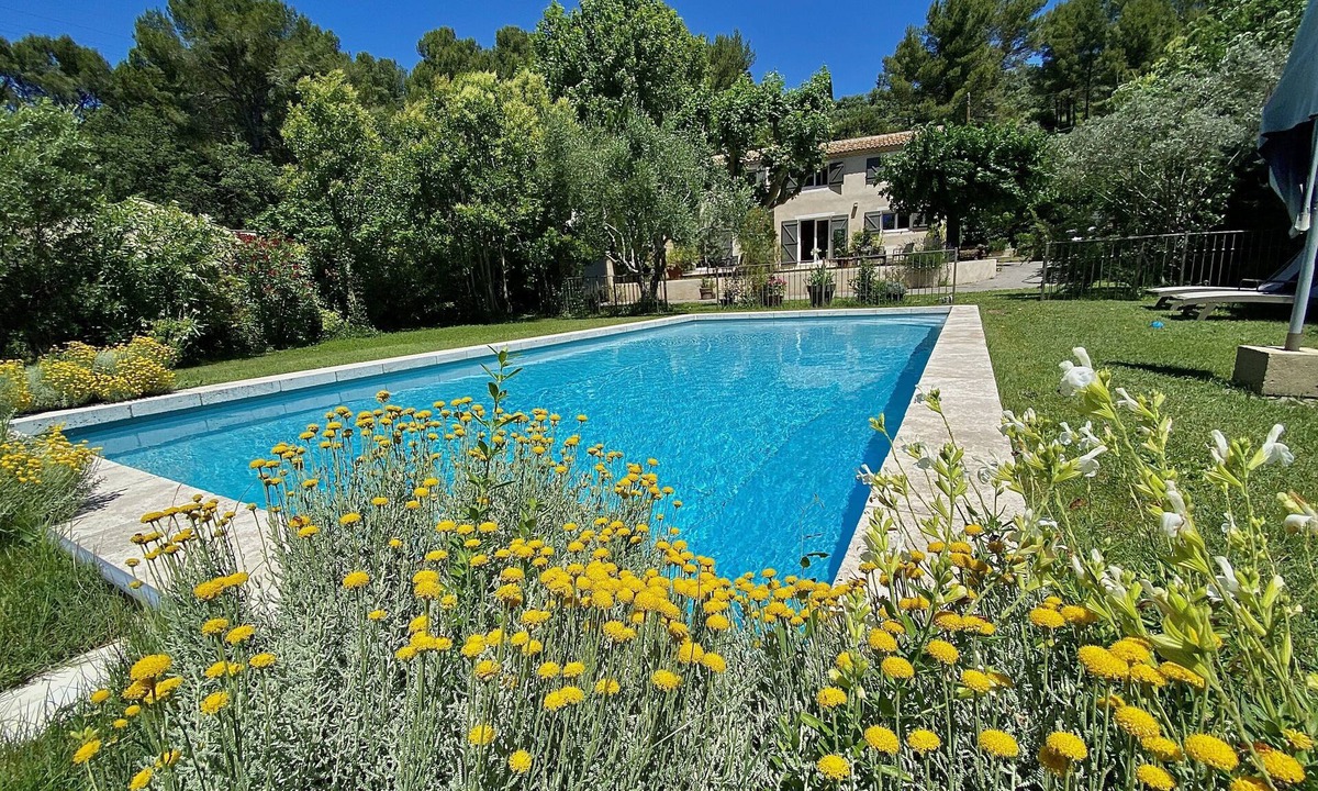 Sud House | Bastide Provençale in the city of Aix en Provence in a buccolic setting