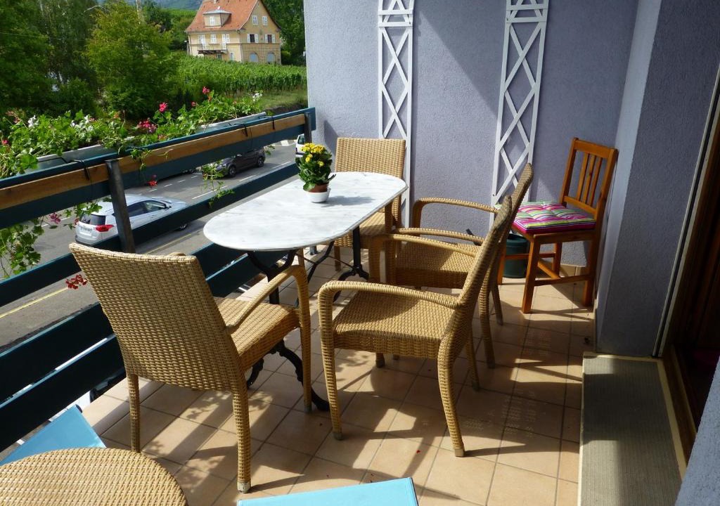 Ribeauville House | Bel appartement 2 pièces, balcon, garage gratuit