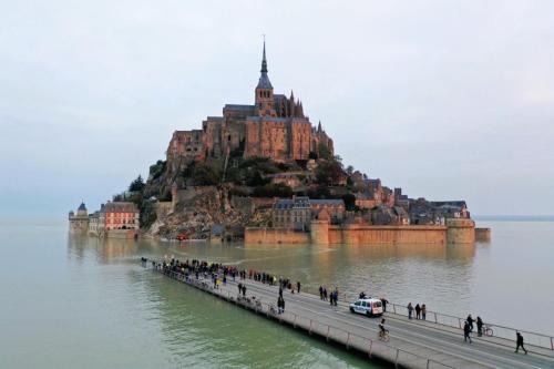 Mont-Dol House | Belle maison de vacances entre Saint-Malo et Mont-Saint-Michel. Le Clos Fleuri