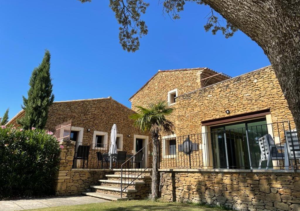 Grignan Villa | Belle villa avec piscine intérieure et piscine extérieure Gite Les Aiguiers