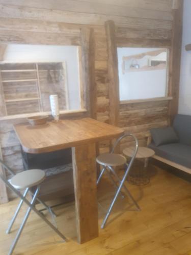 La Bourboule Apartment | bienvenue chez les choup;s le p;tit laponie