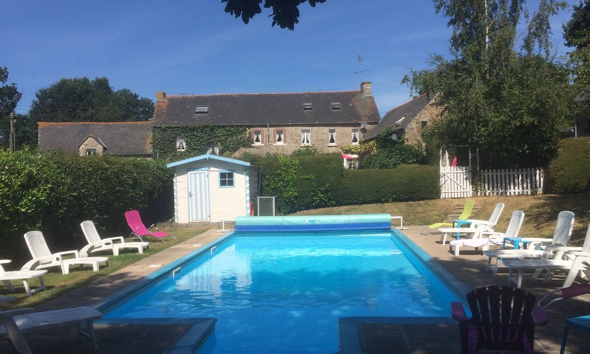 Laurel Cottage Swimming Satellite Ferry Discount | Plouguenast