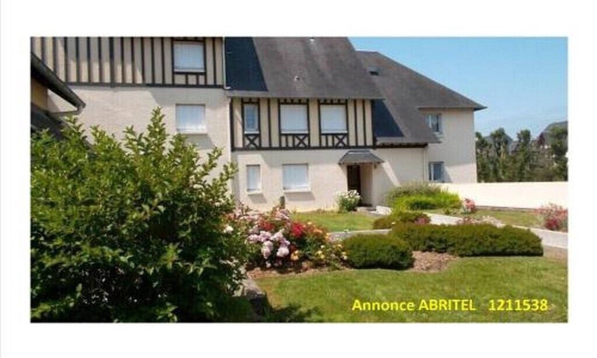 Cabourg Persons | Cabourg