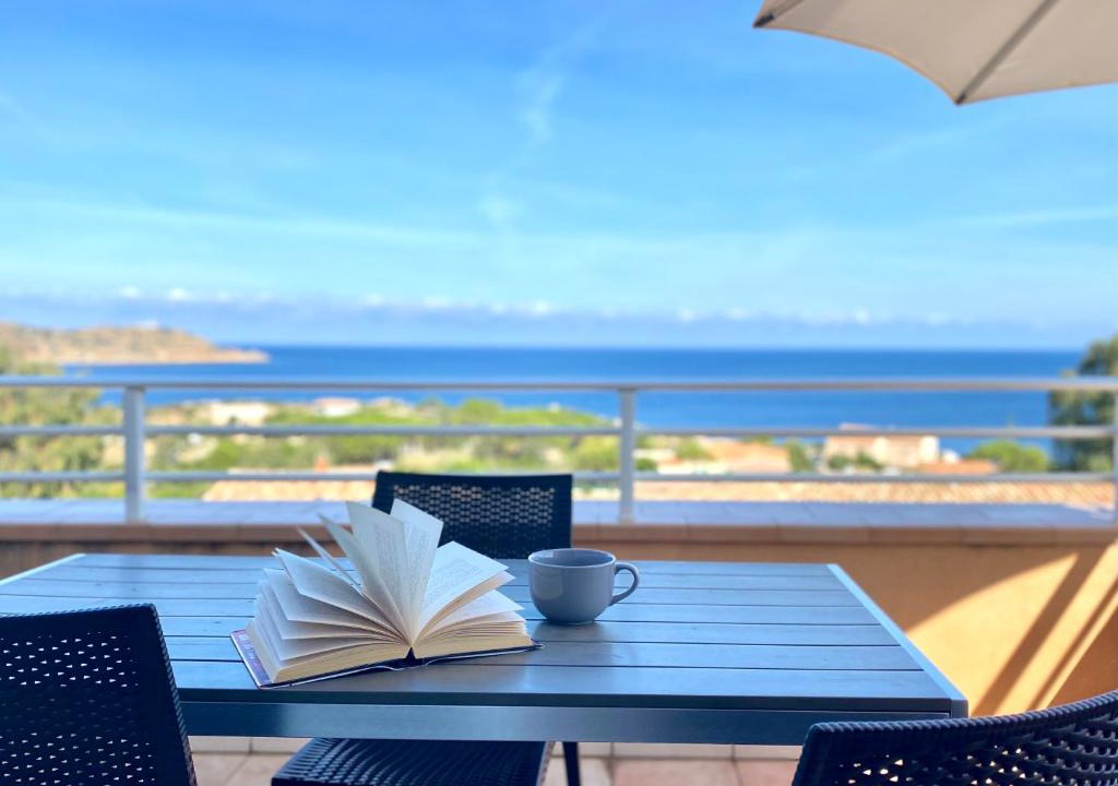 Calvi Apartment | Calvi Residence